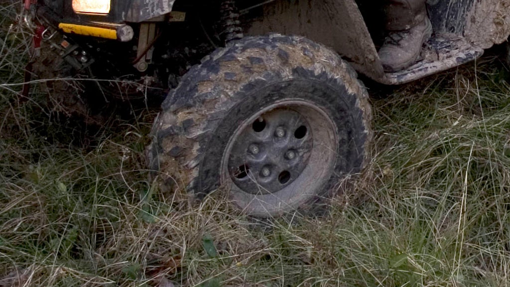 Father, daughter killed in northeast Minnesota ATV crash, sheriff says — WCCO / CBS Minnesota, Excelsior Community news