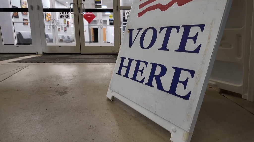 More than 200K Minnesotans have cast their ballots in midterm election — WCCO / CBS Minnesota, Excelsior Community news