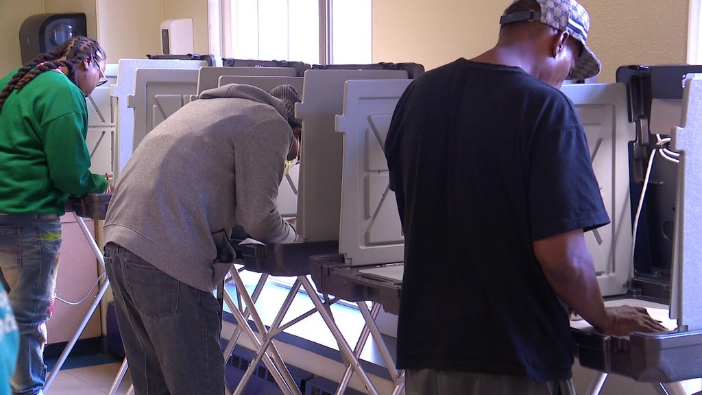 Catholic Charities helps Minnesota's unhoused vote ahead of midterms — WCCO / CBS Minnesota, Excelsior Sports news
