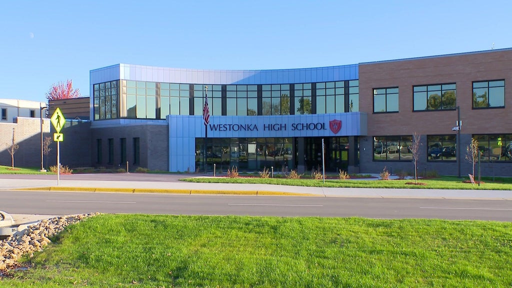 Westonka schools develop AI policymaking group to prepare for evolving technology — WCCO / CBS Minnesota, Excelsior Technology news