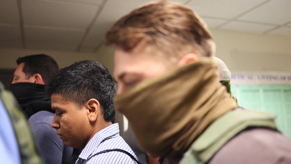 DOJ sues St. Paul and Portland, Oregon, over mask and ID requirements for federal officers — WCCO / CBS Minnesota, Excelsior Government news