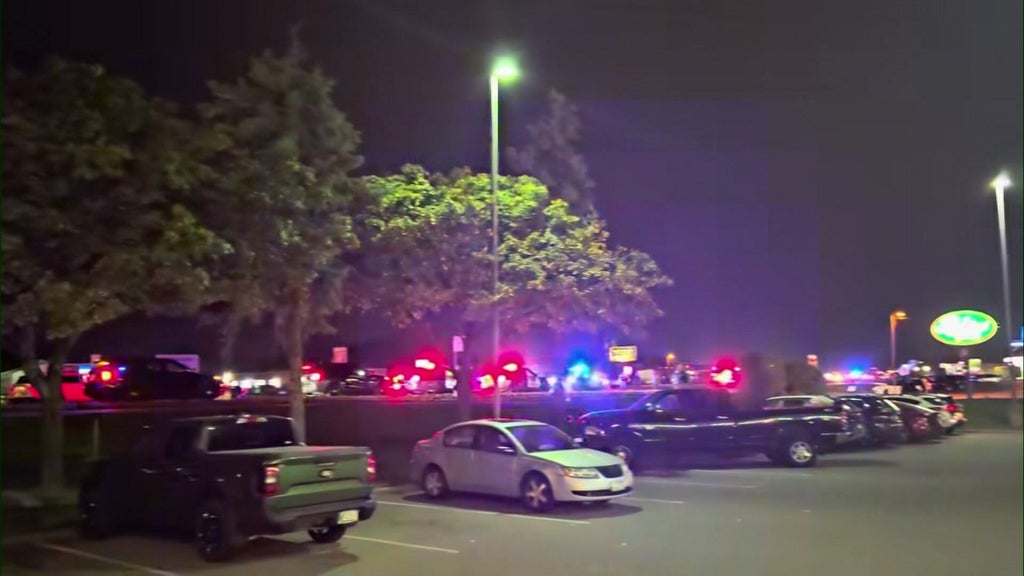 Police respond to Osseo High School after several fights break out at end of football game — WCCO / CBS Minnesota, Excelsior Schools news