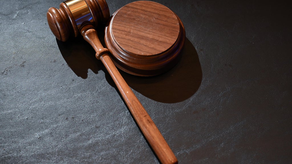Man tried to pull woman out of her St. Paul apartment window, charges say — WCCO / CBS Minnesota, Excelsior Health news