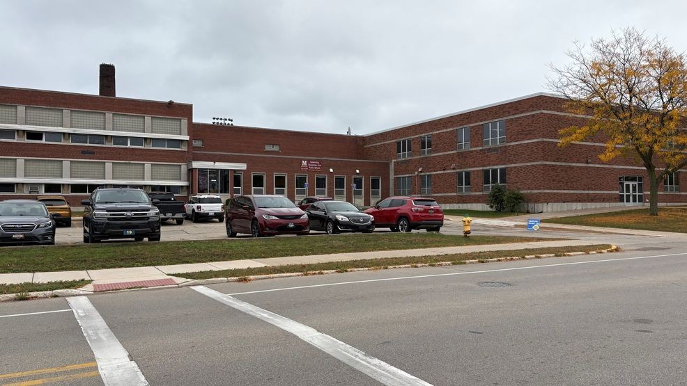 Fentanyl found in Menominee Elementary hallway; police investigating how it got there — Fox 11 Green Bay Local, Excelsior Community news