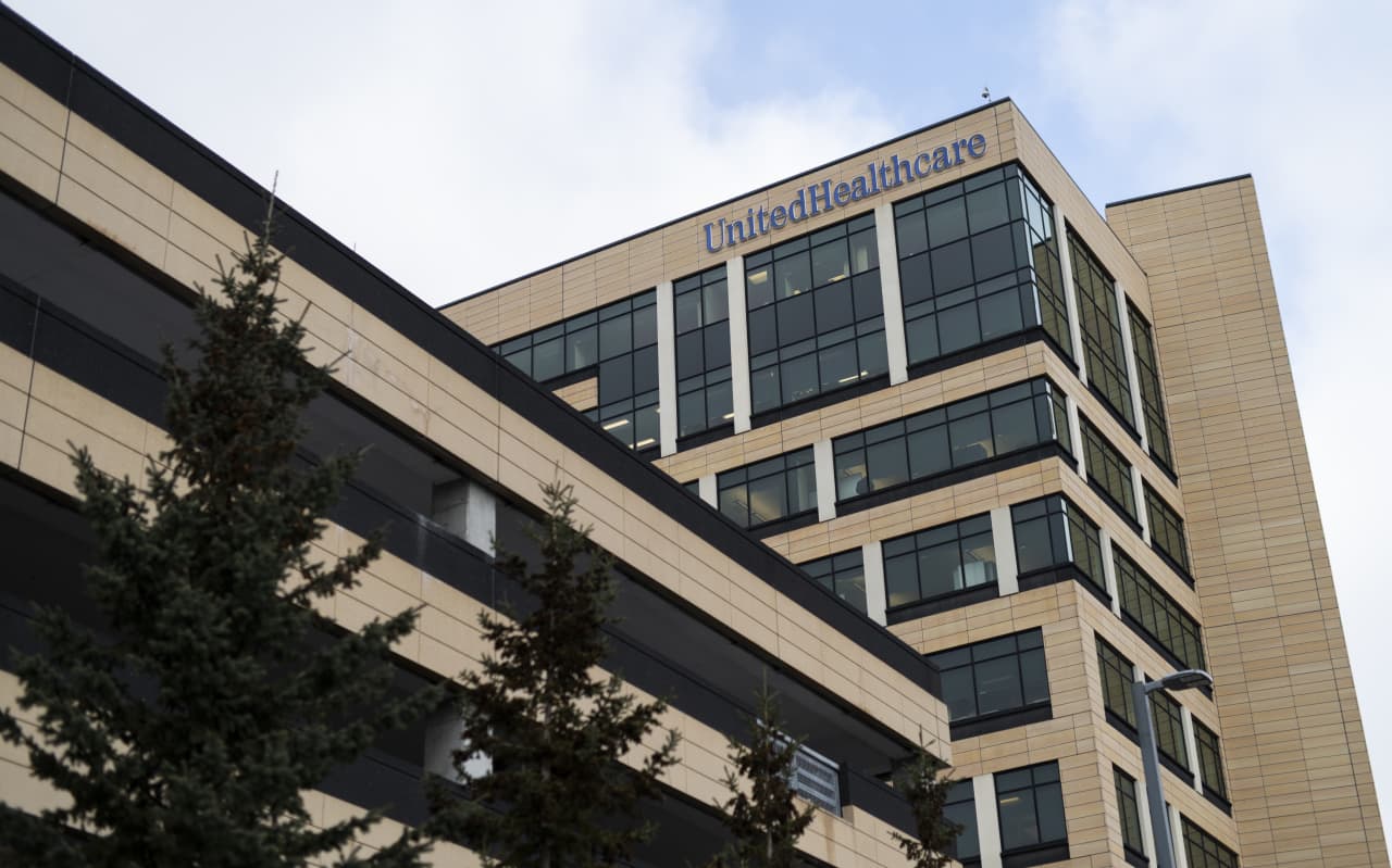 UnitedHealth keeps medical costs under control — and raises its outlook again — MarketWatch