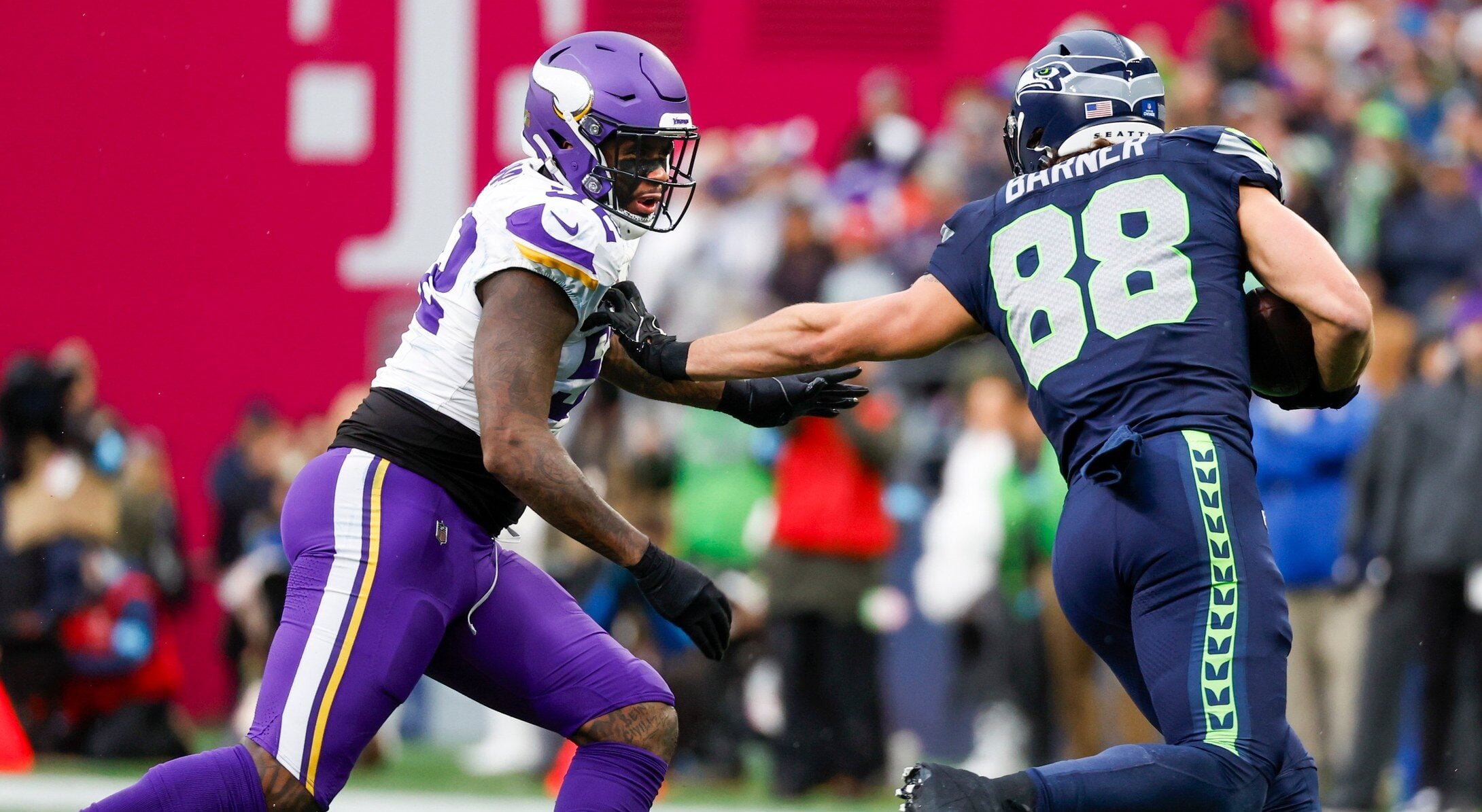 MN Vikings Bring Back Familiar Linebacker (Again) — Minnesota Sports Fan, Excelsior Arts news
