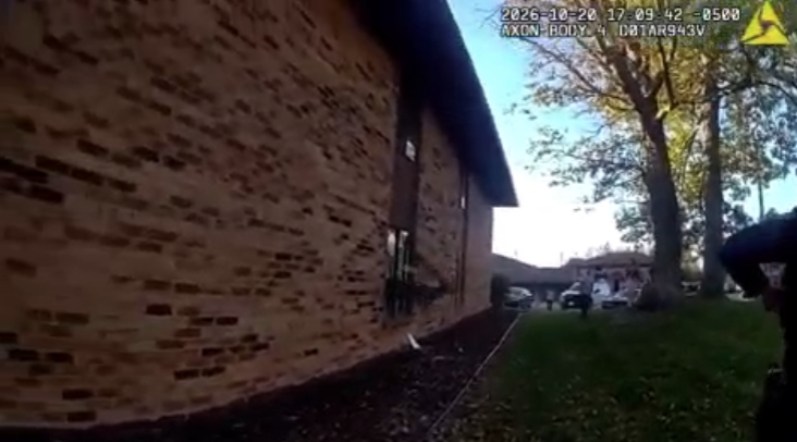 Watch: Deer seen crashing through apartment window in Wisconsin — FOX 9, Excelsior Community news
