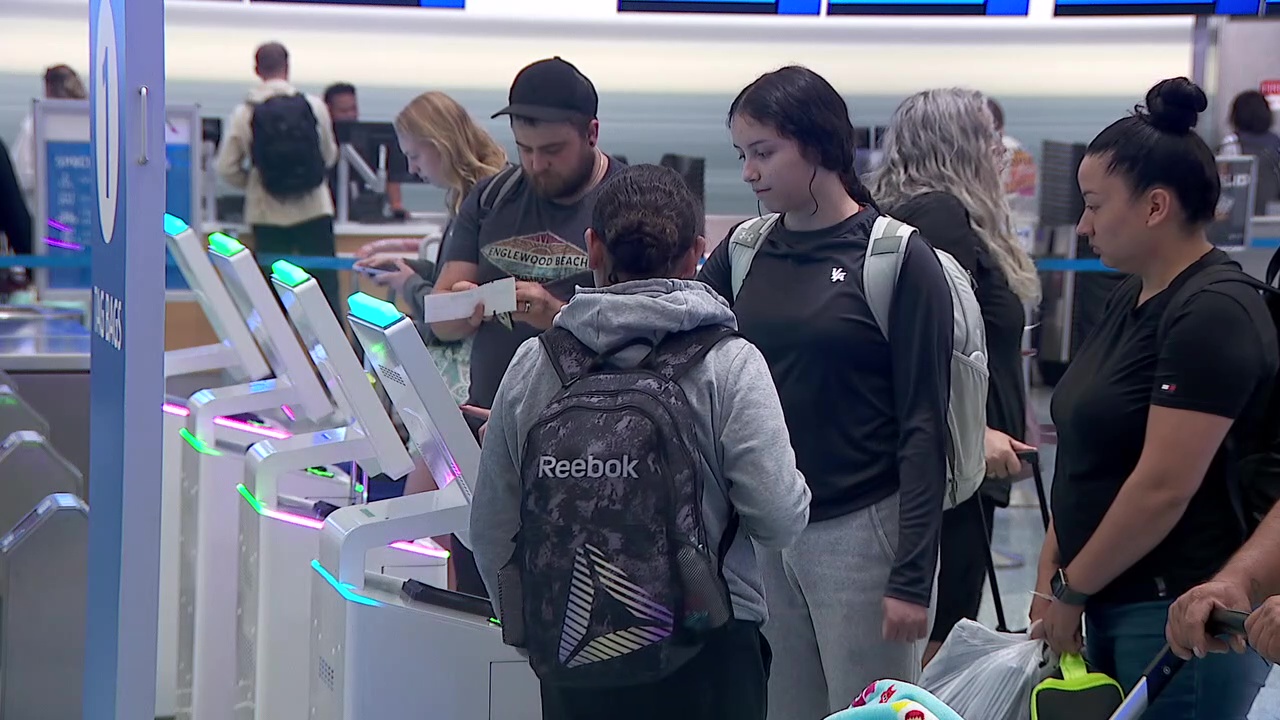 Travel during MEA break: MSP says to expect increased wait times — FOX 9