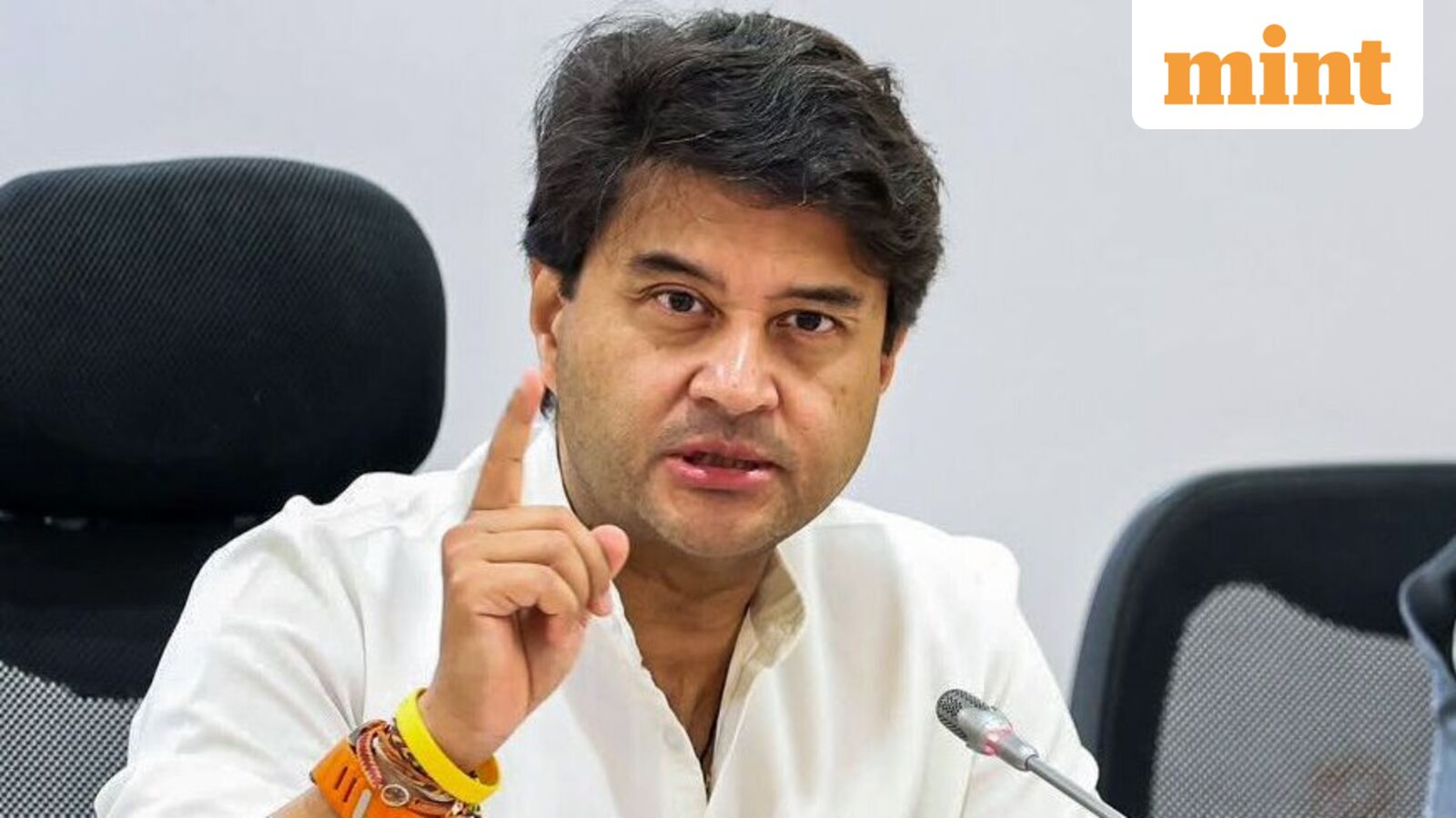Scindia says satcom security clearance rests with Home Ministry, denies bias — Mint India, Excelsior Technology news